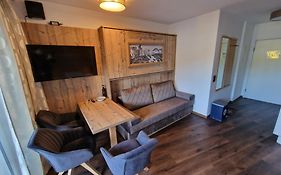 Adler Kaprun, Golf 'N' Ski And Mountain Biking.